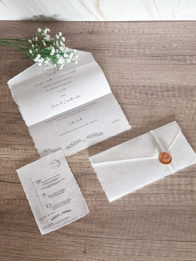 Invito elegante in carta...